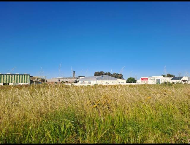 LAND FOR SALE IN HARBOUR LIGHTS